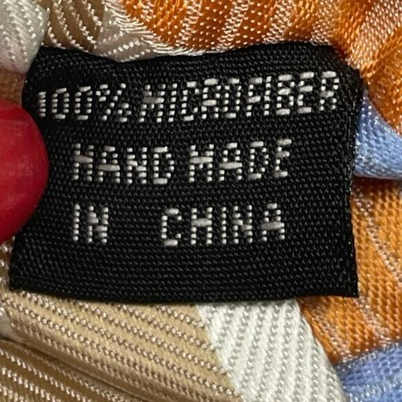 EUC - Bruno Conte Microfiber Tie - Picture 4 of 4